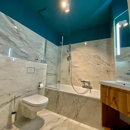 公寓 Apartmenthaus Am Dom Maisonette Mit Parkplatz