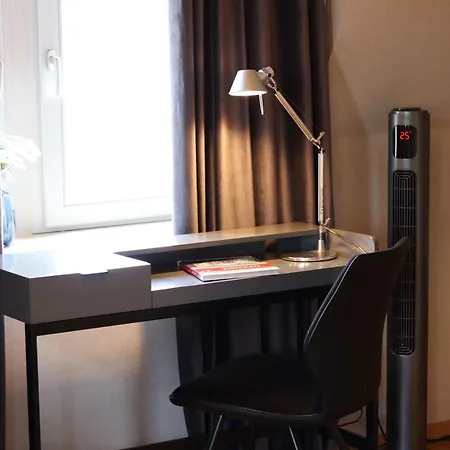 Apartmenthaus Am Dom Maisonette Mit Parkplatz Apartment Zwickau