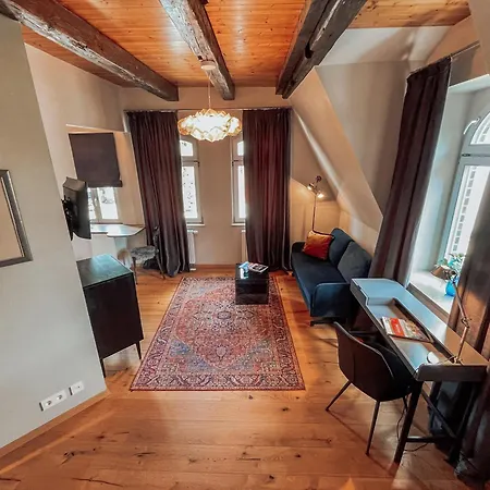 Apartmenthaus Am Dom Maisonette Mit Parkplatz Apartment Zwickau